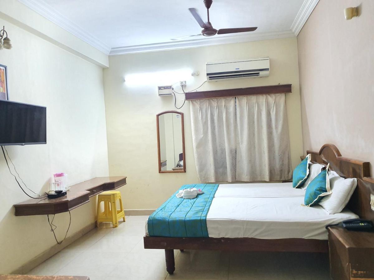 Hotel Sunilkrishna Tirupati Eksteriør billede